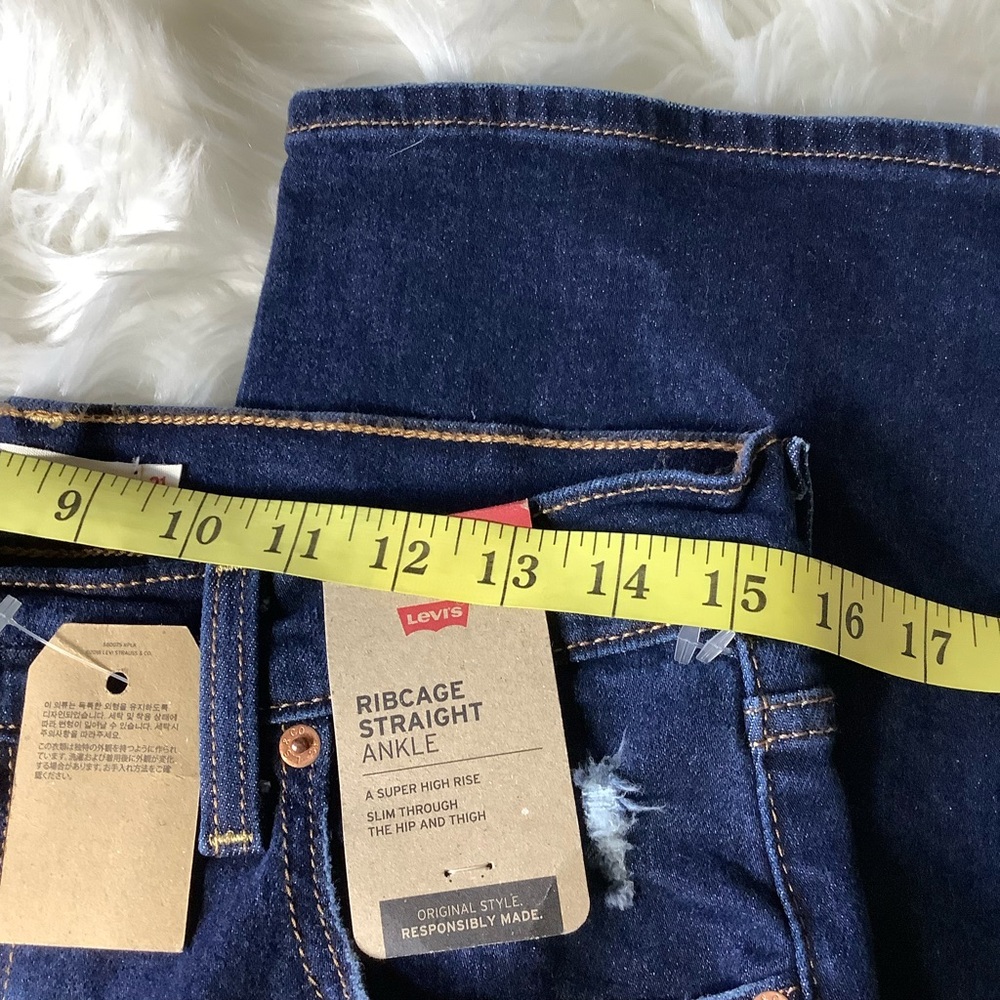 Levi's Women's Ribcage Straight Ankle Jeans Size 31 NWT Button Fly 27" Inseam - Picture 10 of 16
